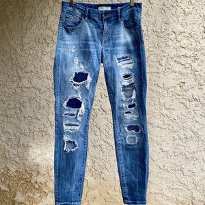 Guess distressed jeans size women’s 27